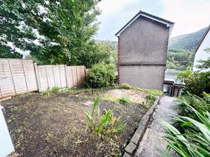 Photo 17- click for photo gallery